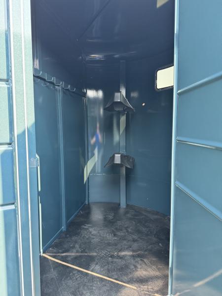 New 2026 Calico Trailers CAL2HDD Horse Trailer