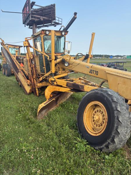 Used 1978 John Deere 770 ROAD GRADER Power Equipment