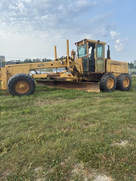Used 1978 John Deere 770 ROAD GRADER Power Equipment