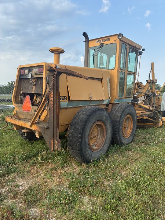 Used 1991 Other ROAD GRADER 850 Power Equipment