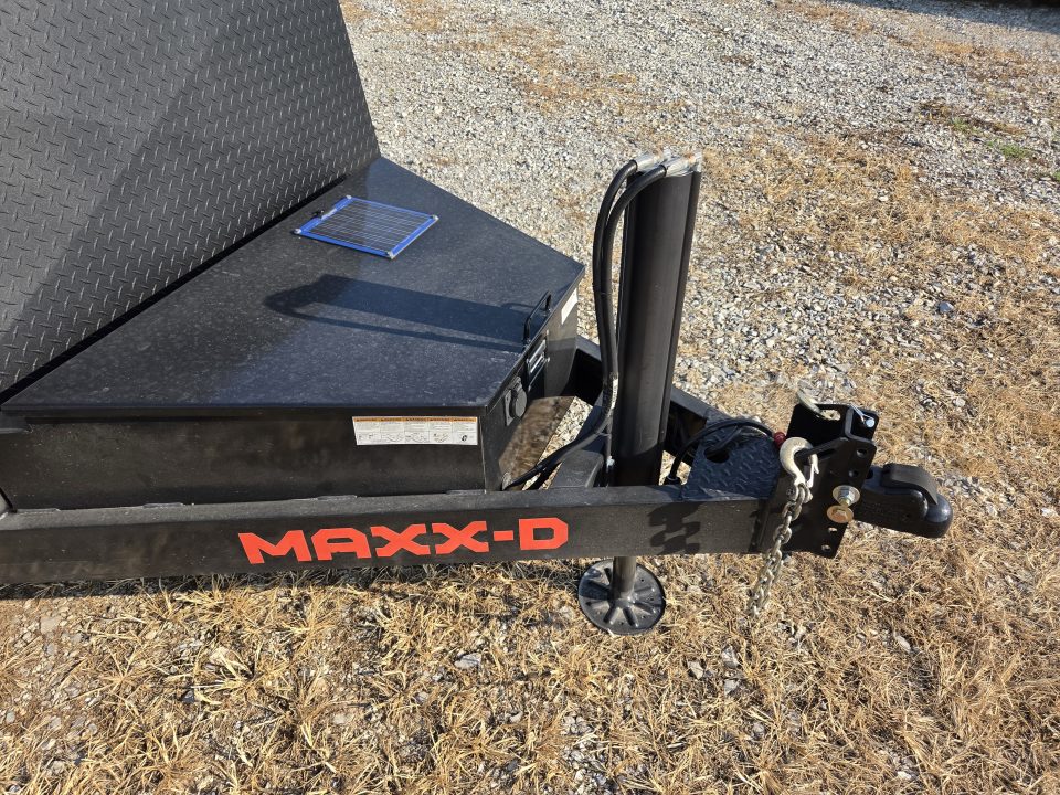 Used 2023 MAXX-D 80X24 TANDEM 10K DROP-N-LOAD AIR RIDE CAR HAULER W/WINCH & HYDROJACK