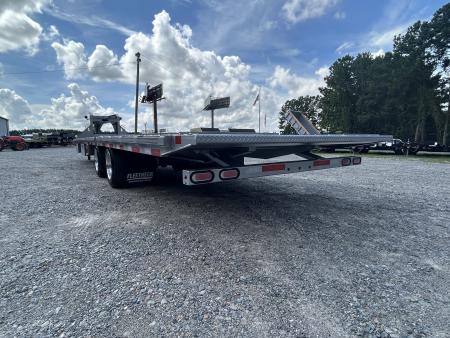 New 2027 Diamond C FMAX212 Hydraulic Dovetail, 35ft ( 23+12) 12K Axles, 17.5 Wheels PACESETTER, Hyd Disc Brakes