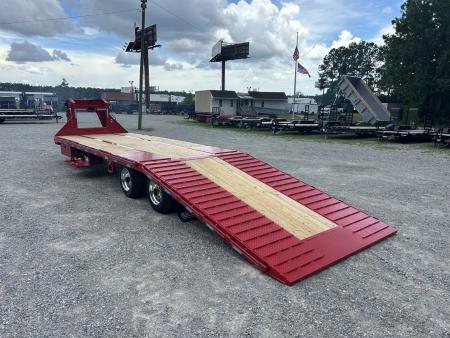 New 2027 Diamond C FMAX212 Hydraulic Dovetail, 32ft ( 20+12) 12K Axles, 17.5 Wheels PACESETTER, Hyd Disc Brakes