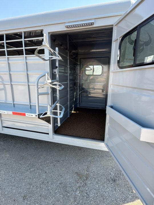 2027 Swift Built photo 4