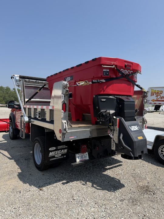New 2026 BOSS 1.5 cu yd (VBX6000+) Salt Spreader w/ Auger