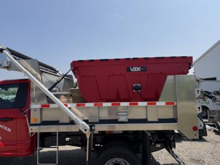 New 2026 BOSS 1.5 cu yd (VBX6000+) Salt Spreader w/ Auger