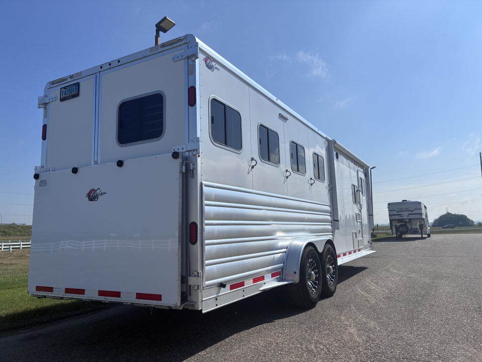 Used 2021 Kiefer Manufacturing 4H 9'LQ Horse Trailer