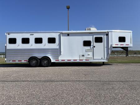 Used 2021 Kiefer Manufacturing 4H 9'LQ Horse Trailer