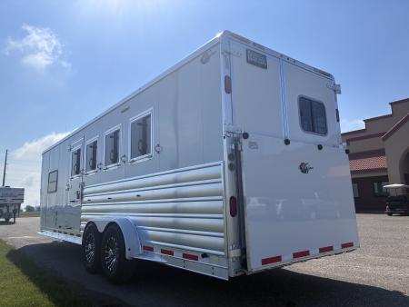 Used 2021 Kiefer Manufacturing 4H 9'LQ Horse Trailer