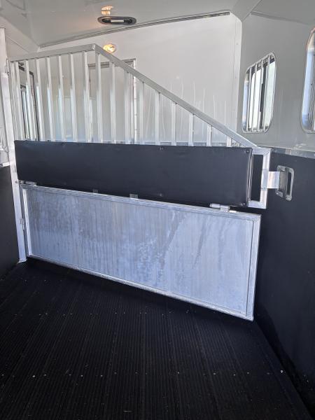 Used 2021 Kiefer Manufacturing 4H 9'LQ Horse Trailer