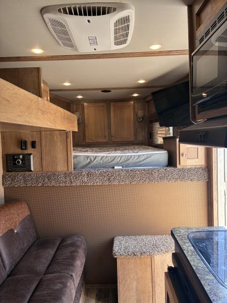 Used 2021 Kiefer Manufacturing 4H 9'LQ Horse Trailer
