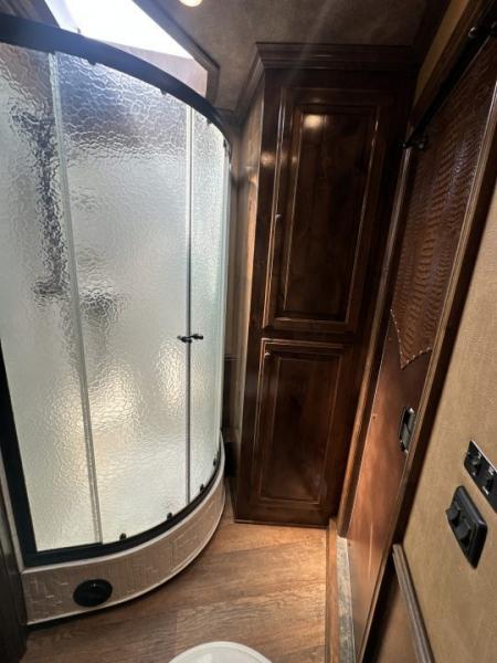 Used 2017 Cimarron 4 Horse with 12'8" Living Quarter
