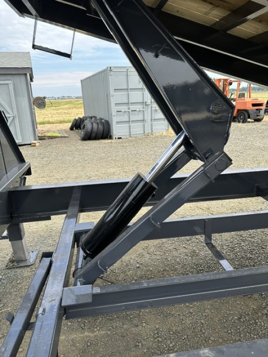 New 2027 Versatile Trailers FA FULL POWER Tilt Trailer Gooseneck