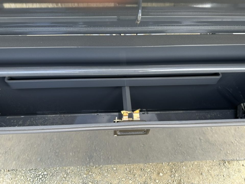 New 2027 Versatile Trailers FA FULL POWER Tilt Trailer Gooseneck