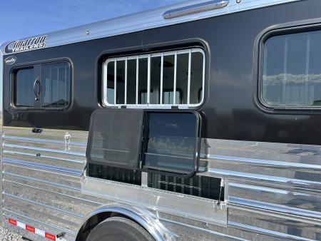 New 2027 Cimarron Showstar 478