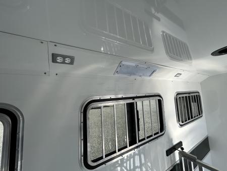 New 2027 Cimarron Showstar 478