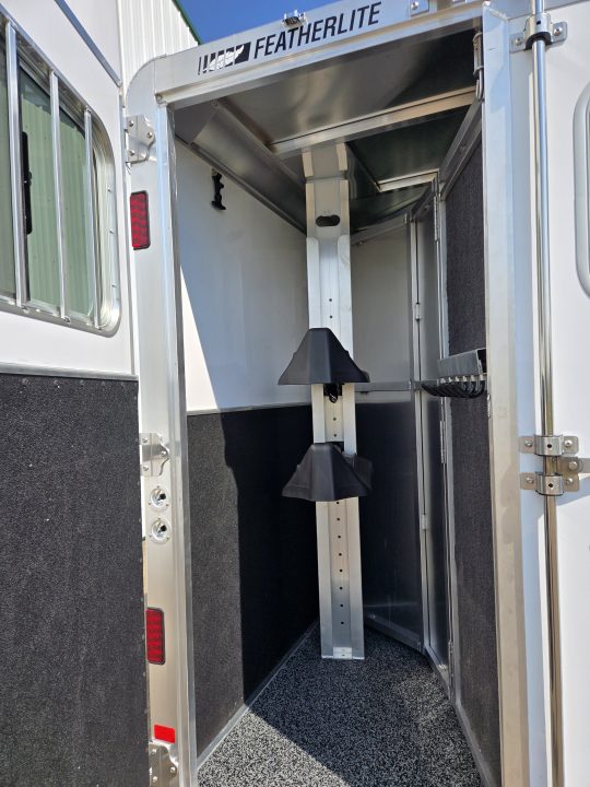 New 2026 Featherlite Trailers 9400-7204 Horse Trailer