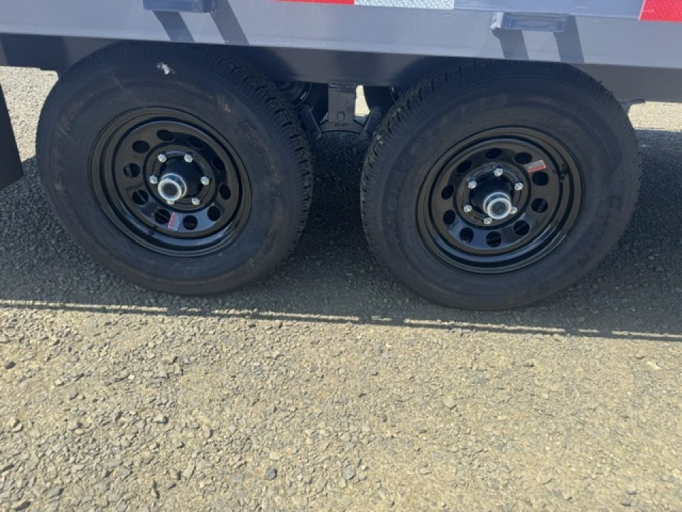 New 2026 Versatile Trailers HD816/10K Deckover Trailer