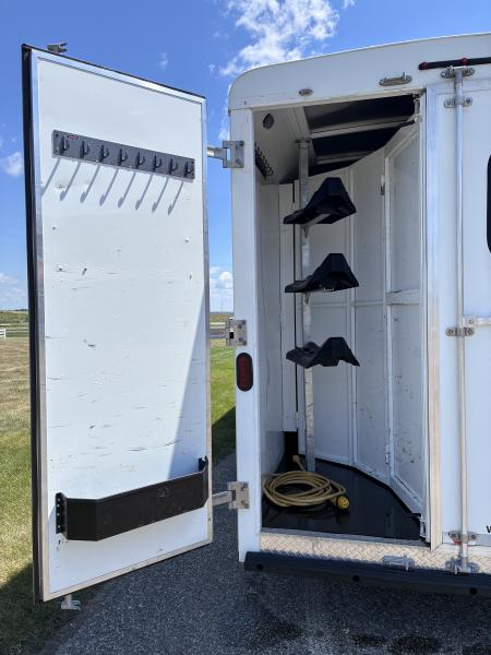 Used 2016 Bison Trailers 3H 11' LQ Horse Trailer