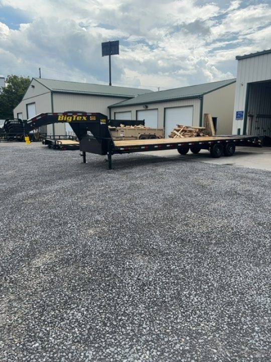 New 2027 Big Tex Trailers 25+5 14GN Deckover Trailer