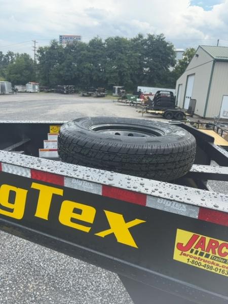 New 2027 Big Tex Trailers 25+5 14GN Deckover Trailer