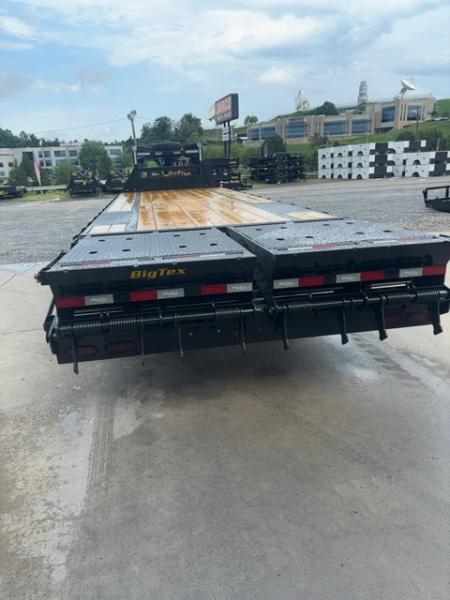 New 2027 Big Tex Trailers 25+5 14GN Deckover Trailer