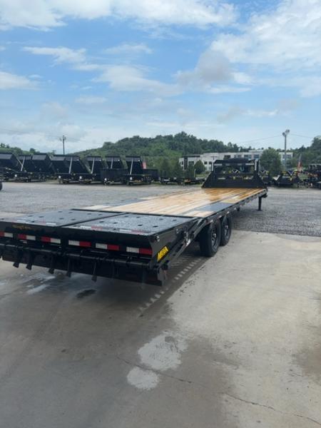 New 2027 Big Tex Trailers 25+5 14GN Deckover Trailer