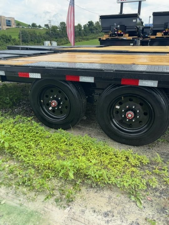 New 2027 Big Tex Trailers 28+5 16GN Deckover Trailer