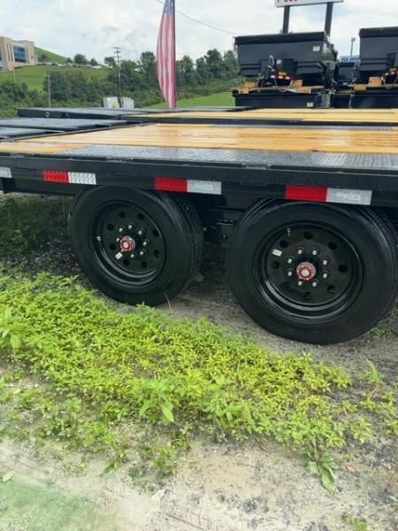 New 2027 Big Tex Trailers 28+5 16GN Deckover Trailer