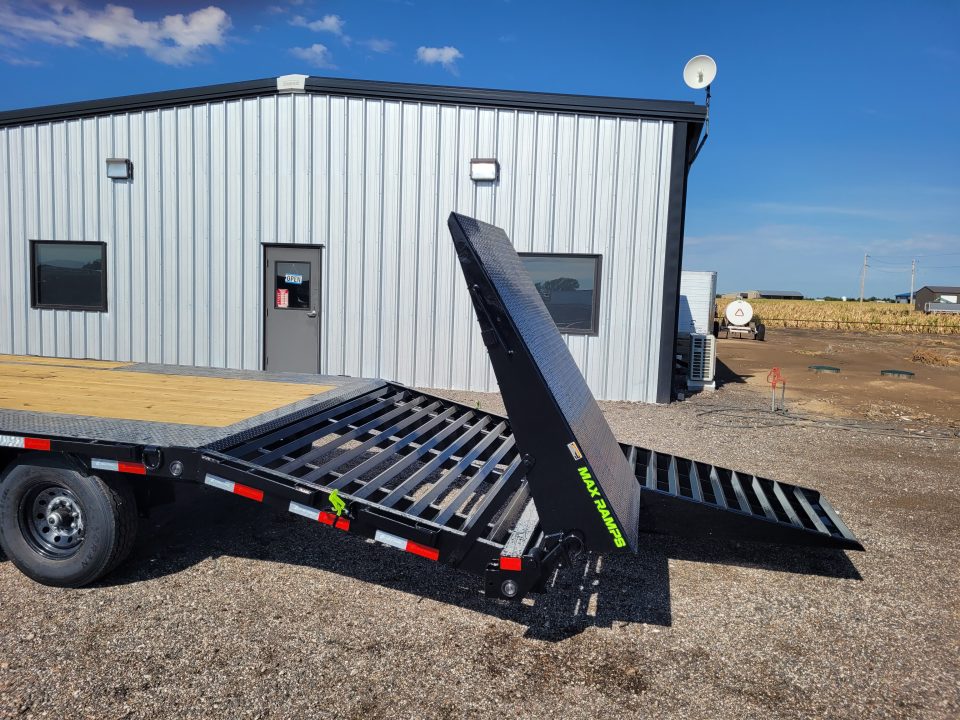 New 2027 Load Trail 102"x30' Gooseneck Deckover Trailer