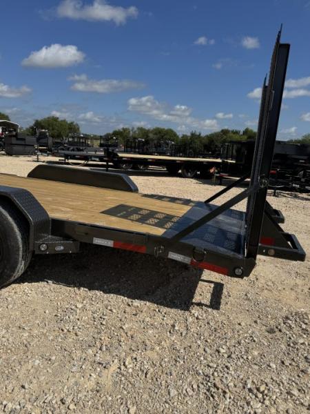 New 2027 MAXX-D C6B8320-7977 Equipment Trailer