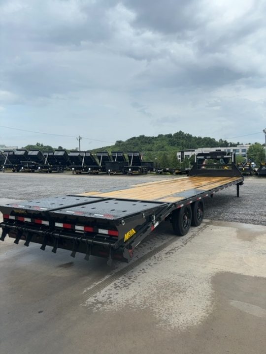 New 2027 Big Tex Trailers 25+5 16GN Deckover Trailer