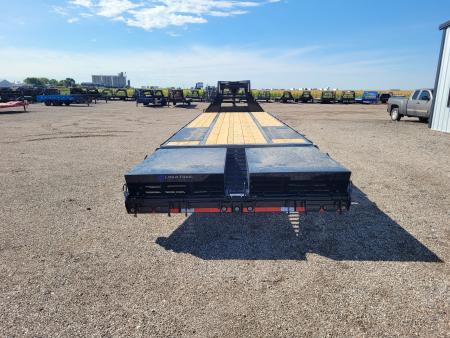 New 2027 Load Trail 102"x32' Gooseneck Deckover Trailer