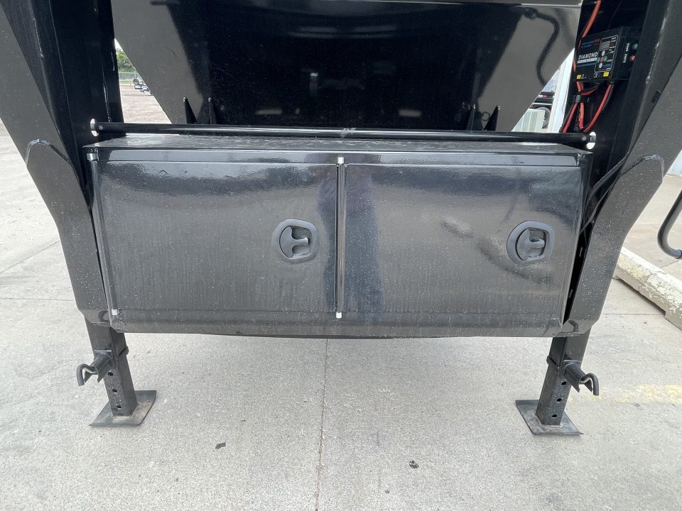 New 2027 RawMaxx RDX20GN20K Dump Trailer