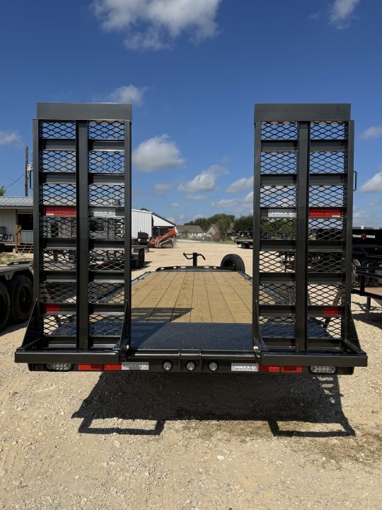 New 2027 MAXX-D EHX8322-7992 Equipment Trailer