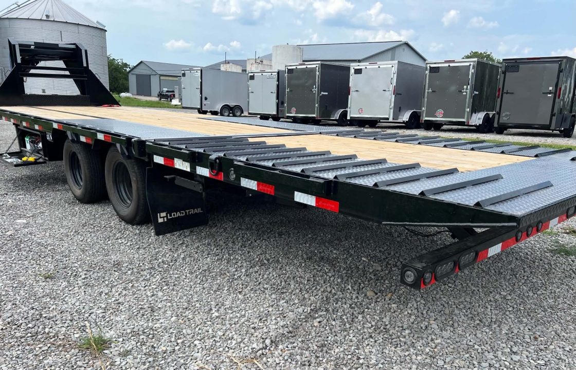 New 2026 Load Trail LT30LPGN Deckover Trailer