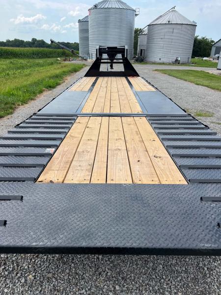 New 2026 Load Trail LT30LPGN Deckover Trailer