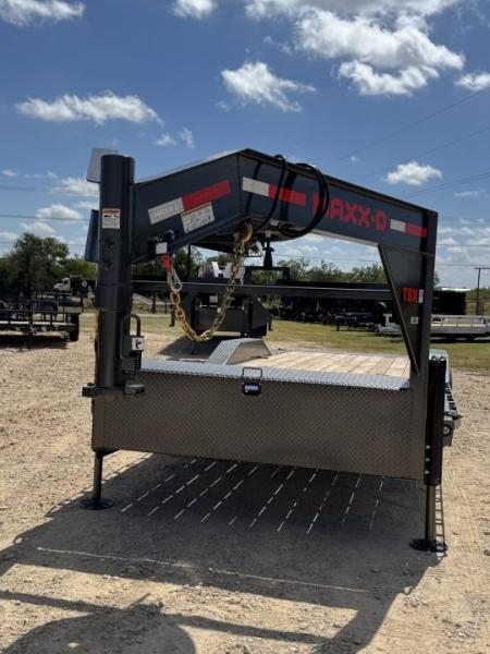 New 2027 MAXX-D T8B10224G-6528 Tilt Trailer