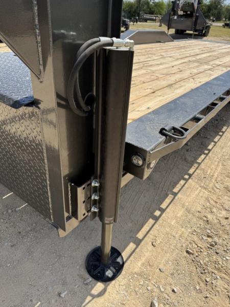 New 2027 MAXX-D T8B10224G-6528 Tilt Trailer