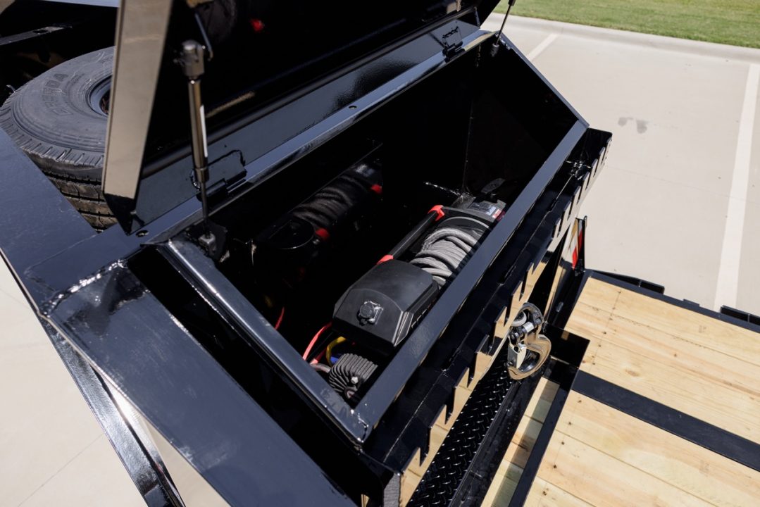 New 2026 MAXX-D YDB10234-010515 Deckover Trailer
