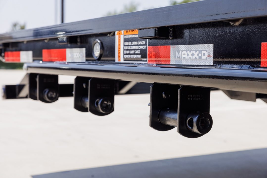 New 2026 MAXX-D YDB10234-010515 Deckover Trailer