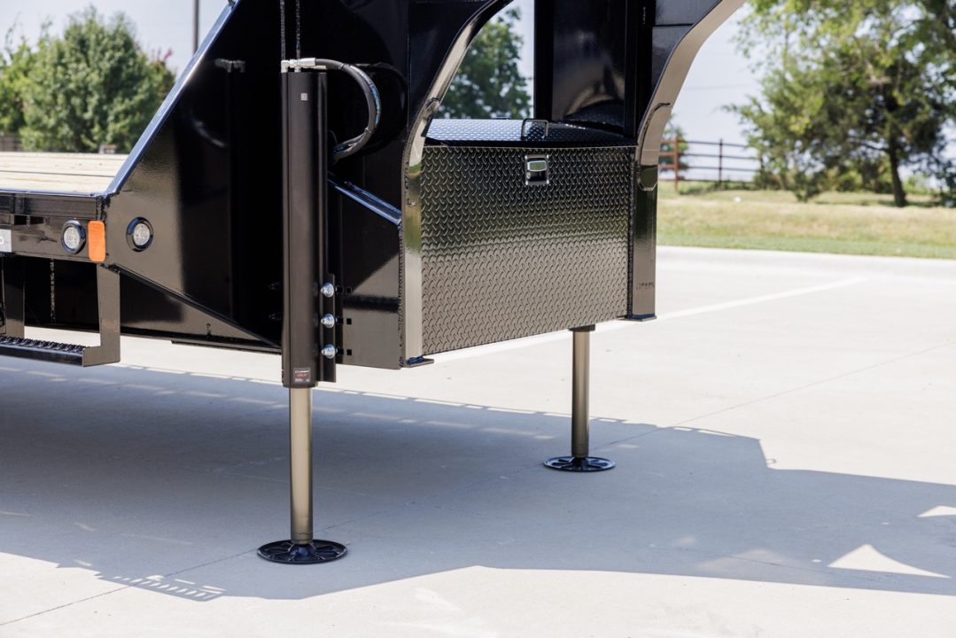New 2026 MAXX-D YDB10234-010515 Deckover Trailer