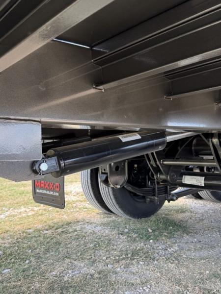 New 2027 MAXX-D YDB10234-7783 Deckover Trailer