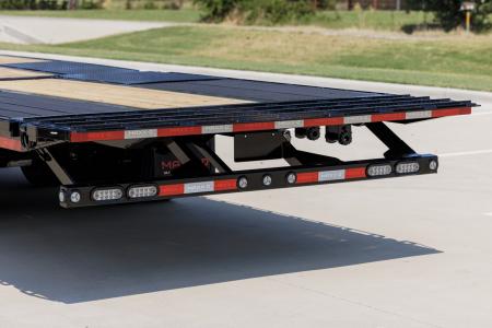New 2026 MAXX-D YDB10234-010515 Deckover Trailer