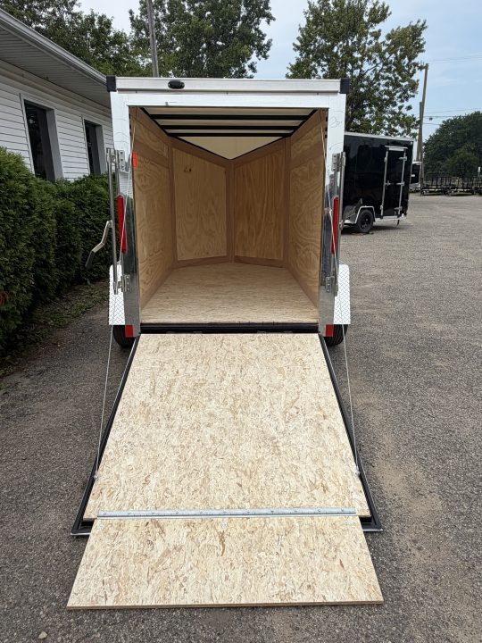 New 2026 Stealth Mustang 5 x 8 Enclosed Trailer w/ Ramp (Single) Cargo / Enclosed Trailer NEW MODEL - Screwless and Light Lid Roofing !!