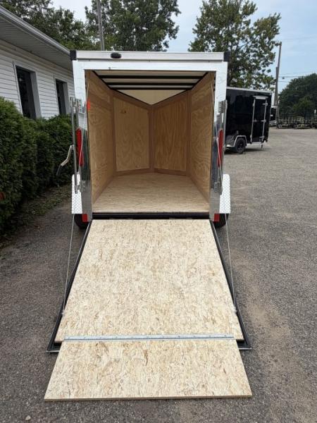 New 2026 Stealth Mustang 5 x 8 Enclosed Trailer w/ Ramp (Single) Cargo / Enclosed Trailer NEW MODEL - Screwless and Light Lid Roofing !!