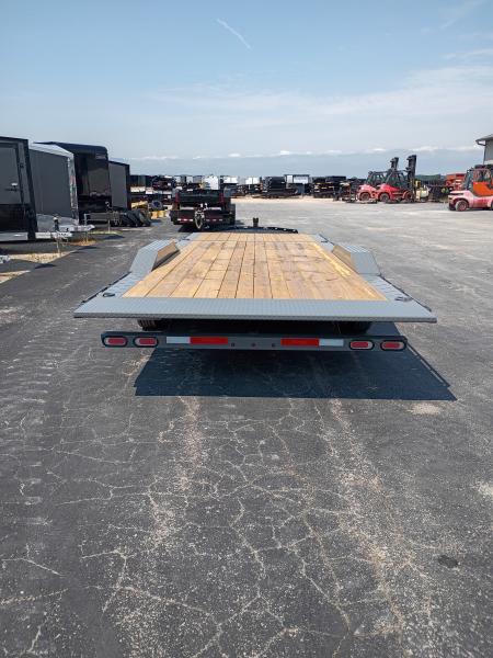 New 2026 Diamond C Trailers HXD210 24X102