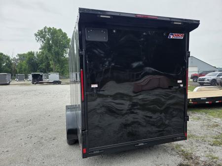New 2026 Look Trailers 7X16 7' INSIDE RAMP DOOR 80" REAR OPENING 7 X 16 BLACKOUT SCREWLESS Cargo / Enclosed Trailer