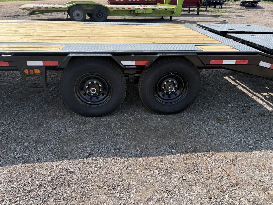 New 2027 Buckshot MFG Single Bolt 25R 102x25FT 7k axles Deckover Trailer