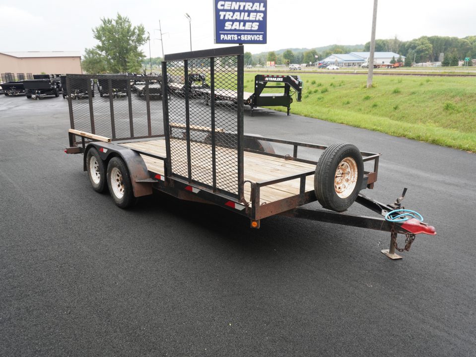 Used 2005 Tomahawk 82"x16' Utility Trailer